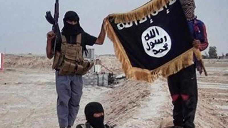 IŞİD en büyük petrol rafinerisini kaybetti