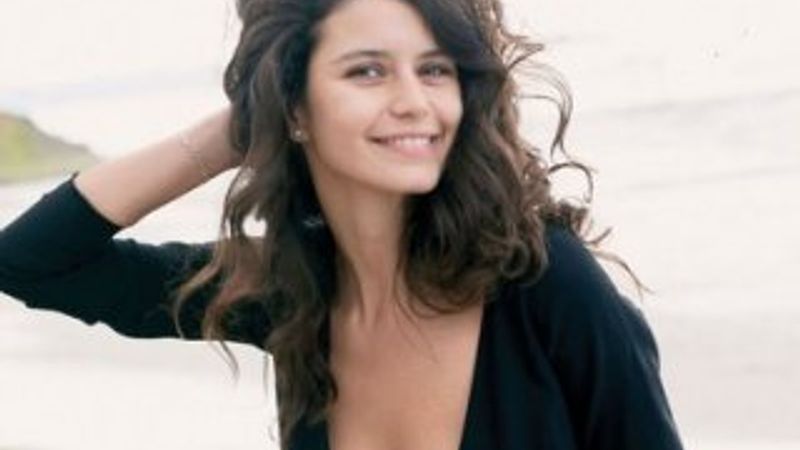 Beren Saat 500 bin TL'yi reddetti