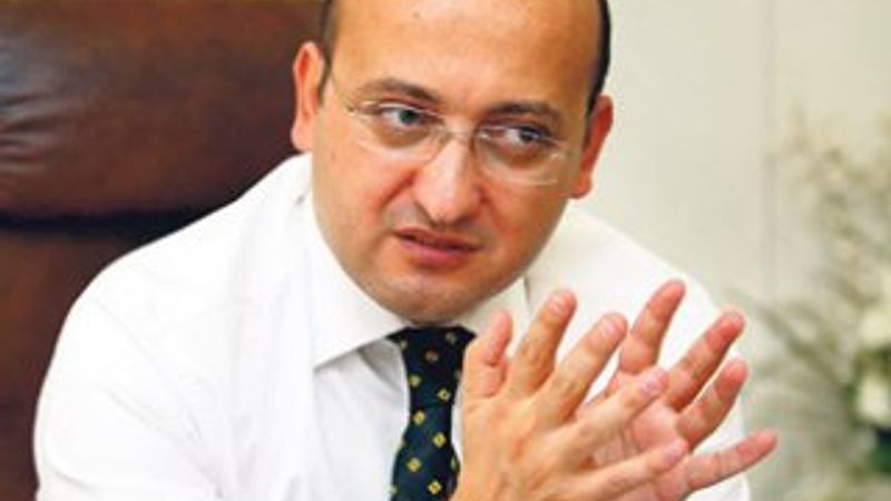 Akdoğan: Türkiye'de ameliyata müsaade etmeyiz