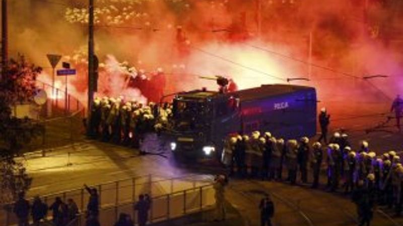 Polonya'da olaylı bağımsızlık kutlamaları