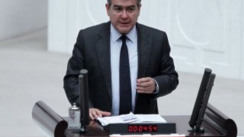 Süheyl Batum'dan istifa açıklaması