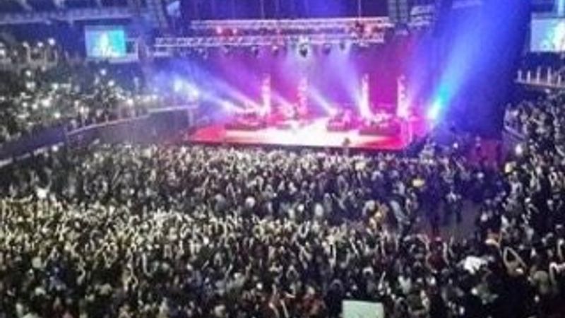 Demi Lovato İstanbul'da konser verdi