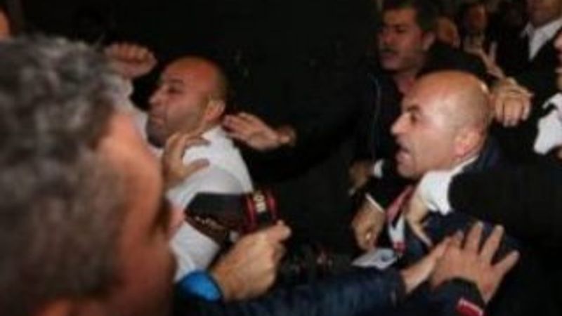 Volkan Demirel Arena'dan ayrılırken olay çıktı