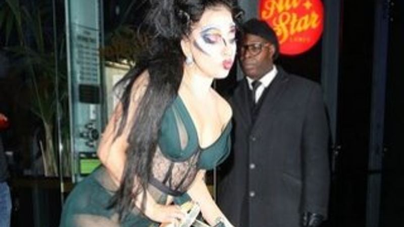 Lady Gaga'nın parti kıyafeti