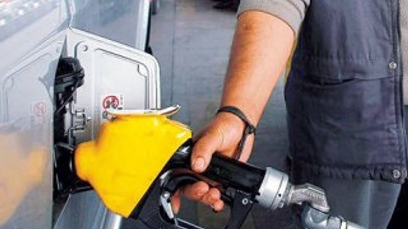 Motorine beklenen indirim geldi