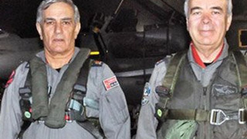 Hava Kuvvetleri'nin zirvesi F-16'larla uçtu