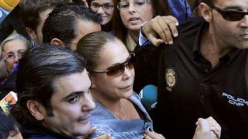 Isabel Pantoja cezaevine girdi