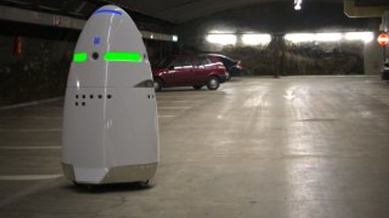 Microsoft'un merkezi robota emanet İZLE