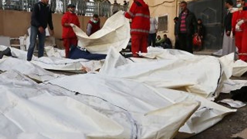 Rakka'da sivillere hava saldırısı: 87 ölü