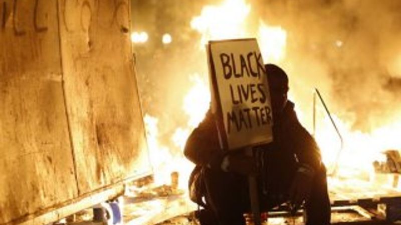 Amerika'da Ferguson eylemleri ikinci gününde