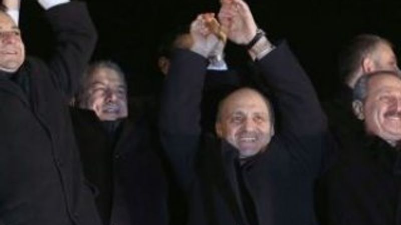 HDP bakanları soruşturan komisyondan çekildi