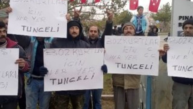 Kayseri'de Bahçeli için Tunceli pankartı