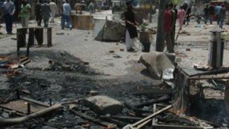 Afganistan'da İngiliz Büyükelçiliği'ne intihar saldırısı