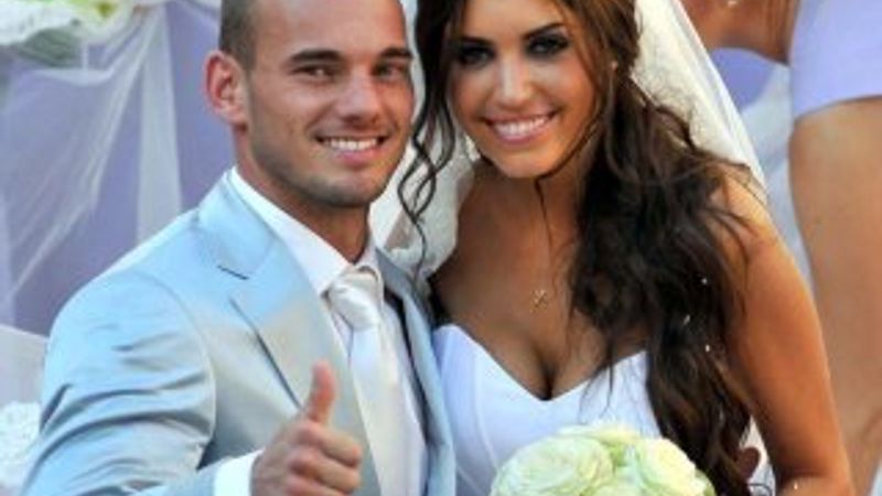 Yolanthe Cabau hamile