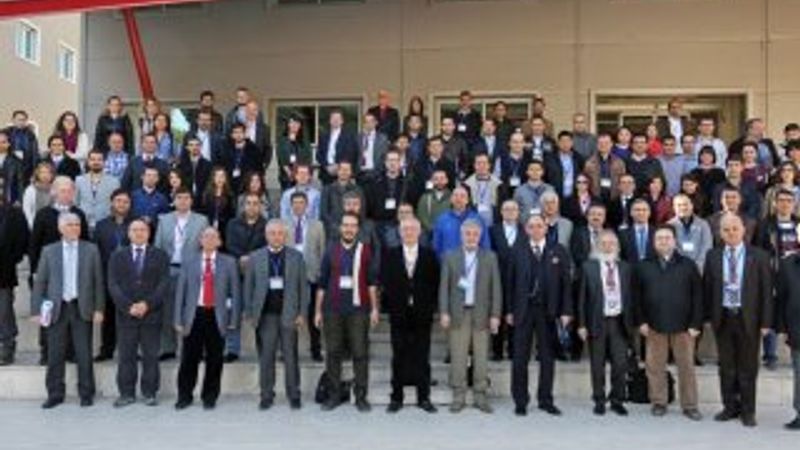 İzmir'de 19. Türkiye'de İnternet Konferansı başladı