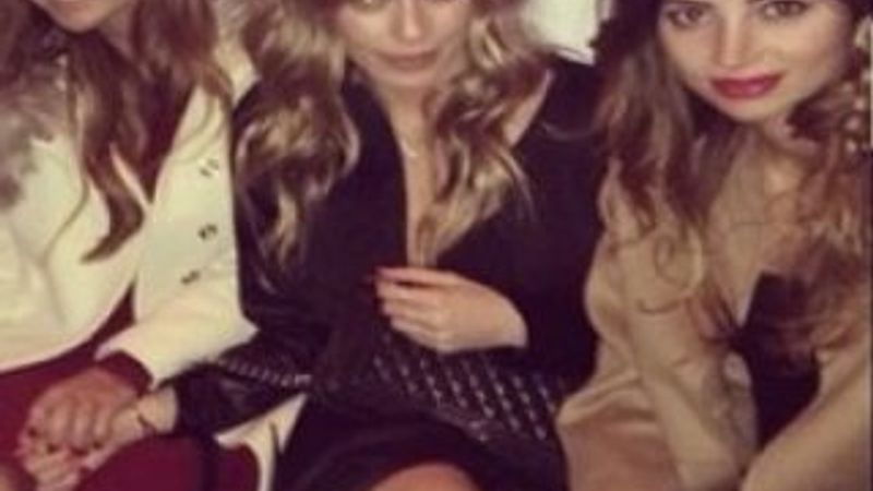 Sinem Kobal Paris'te