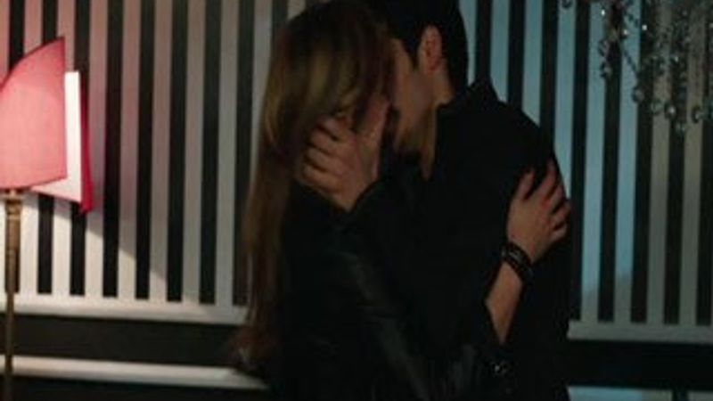 Gönül İşleri'nde Sinem Kobal öpüştü - İzle