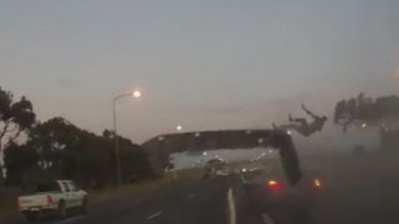 Trafikte makas atan şoför havaya fırladı