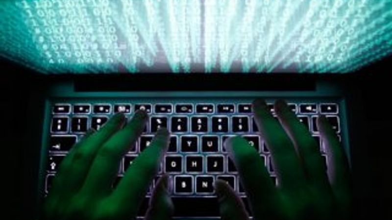 ABD'de hacker'a 440 yıl hapis cezası verildi