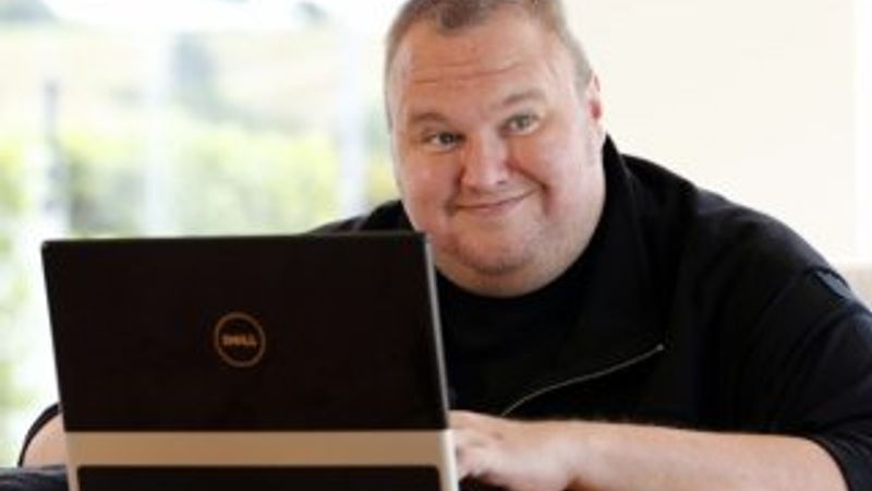 Megaupload'ın kurucusu hapse girmekten kurtuldu