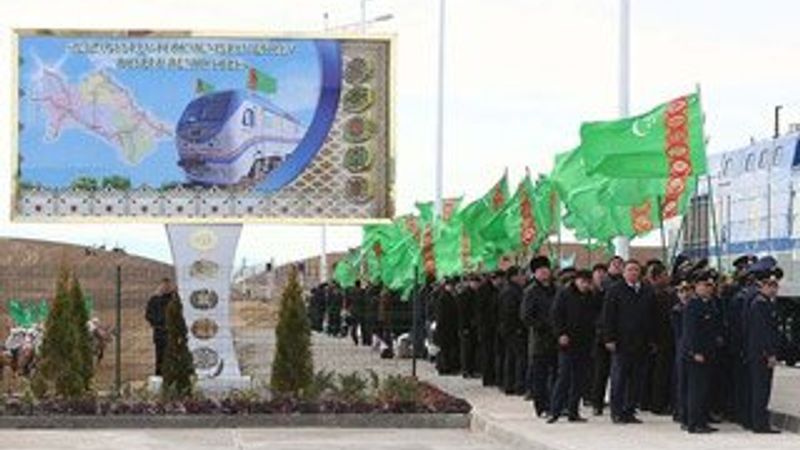 İran-Türkmenistan-Kazakistan demiryolu hattı açıldı