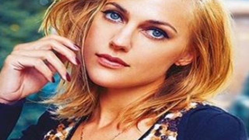 Meryem Uzerli İstanbul'da