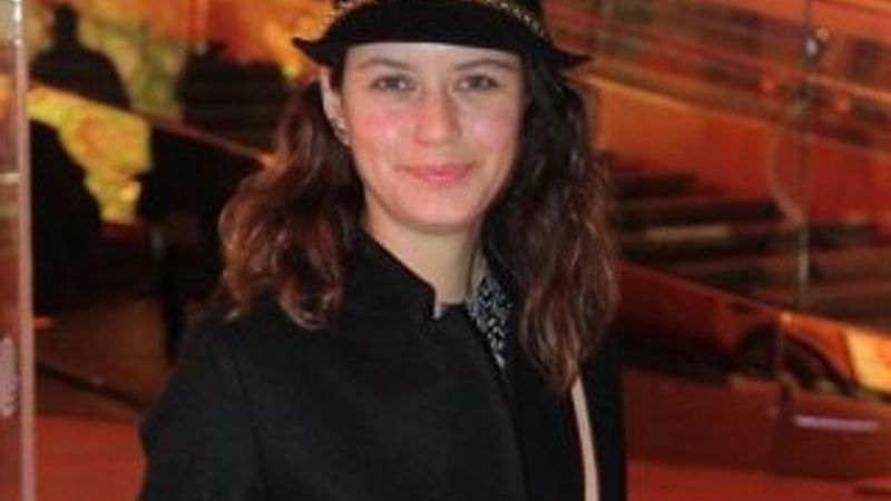 Beren Saat makyajsız