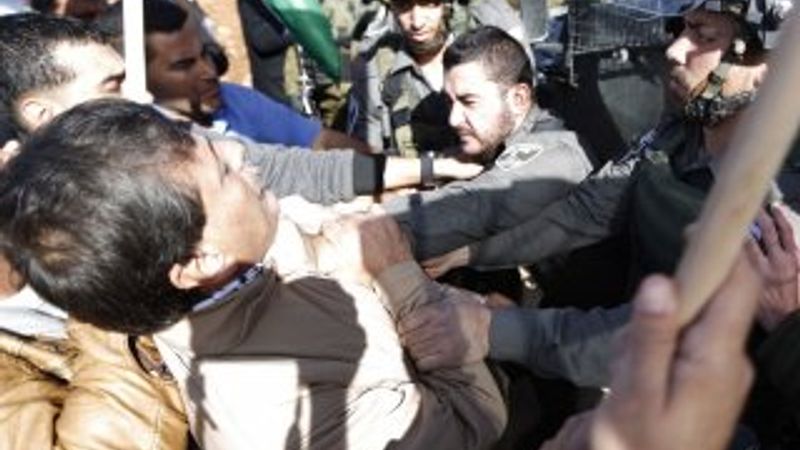 İsrail askerleri Filistinli bakanı öldürdü