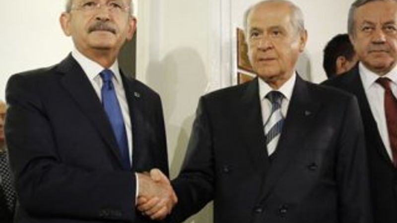 Kılıçdaroğlu ve Bahçeli'ye TÜRGEV'den dava şoku