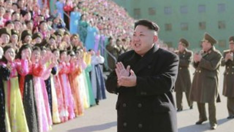 Kuzey Kore lideri Kim Jong Un yüzlerce kadını ağlattı