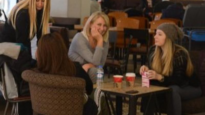 Mali'nin eski eşleri buluştu