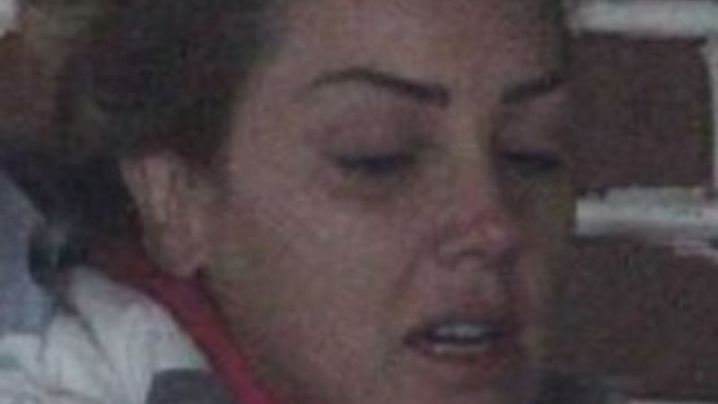 Petek Dinçöz'ün makyajsız hali