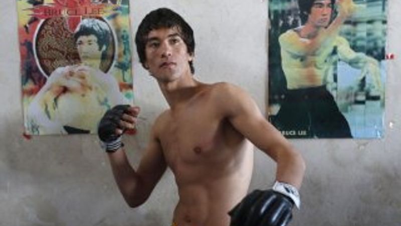Afgan Bruce Lee fenomen oldu -İZLE