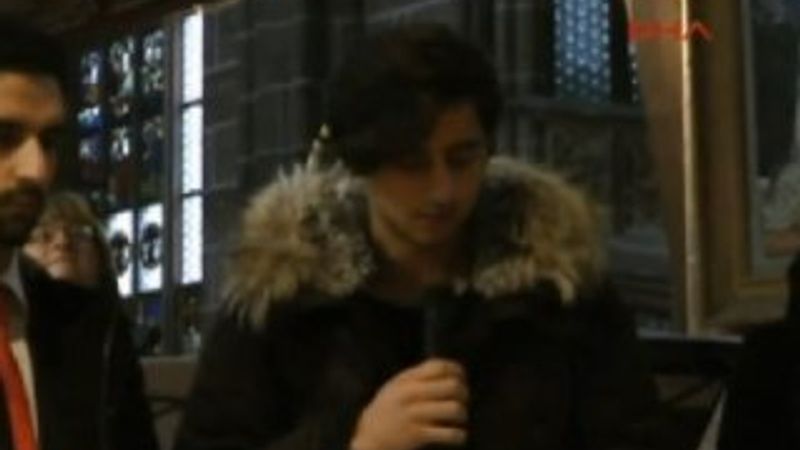 Almanya'da bir kilisede Kuran-ı Kerim okundu İZLE