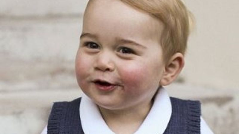 Prens George'tan Noel pozları