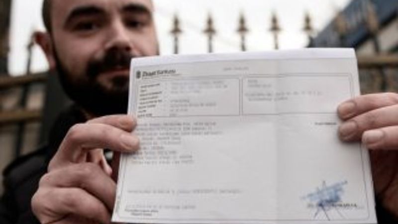 Bedelli yapanlar dekontlarla poz verdiler