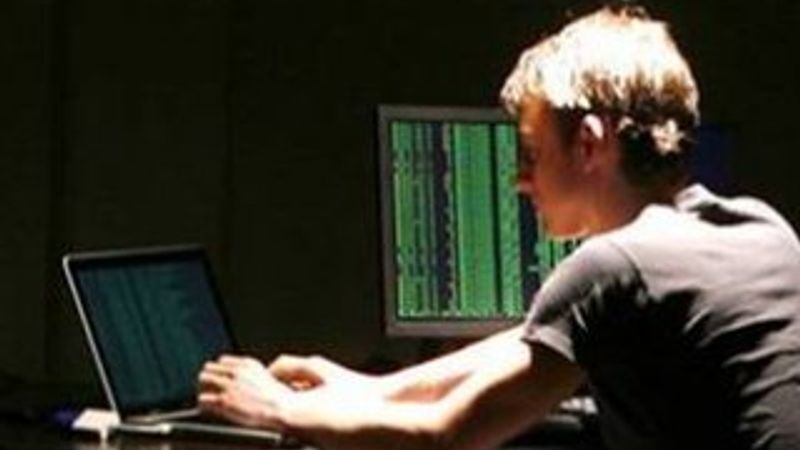 Almanya'da 3 Türk gözaltına alındı