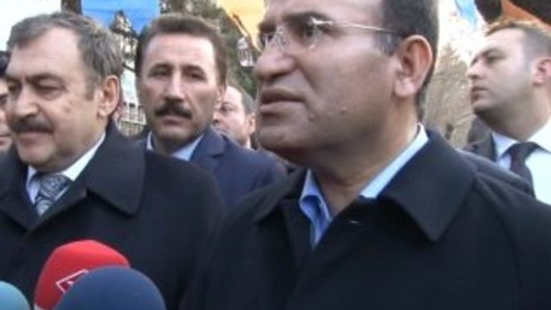 Bozdağ ve Eroğlu'ndan kırmızı bülten yanıtı İZLE