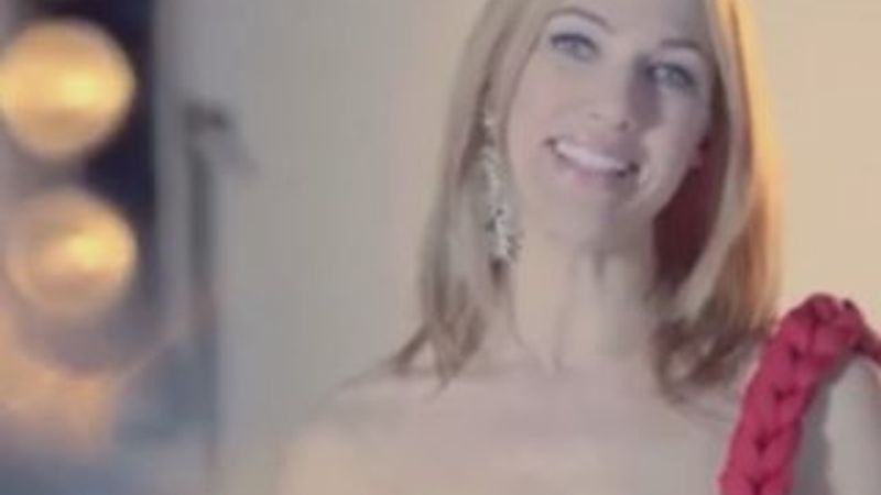 Meryem Uzerli Star TV yeni yıl çekimi İZLE