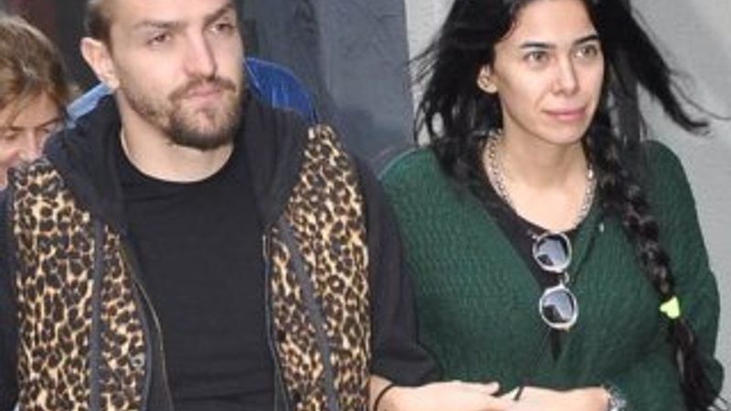 Caner ve Asena Erkin yılın en kötü çifti seçildi