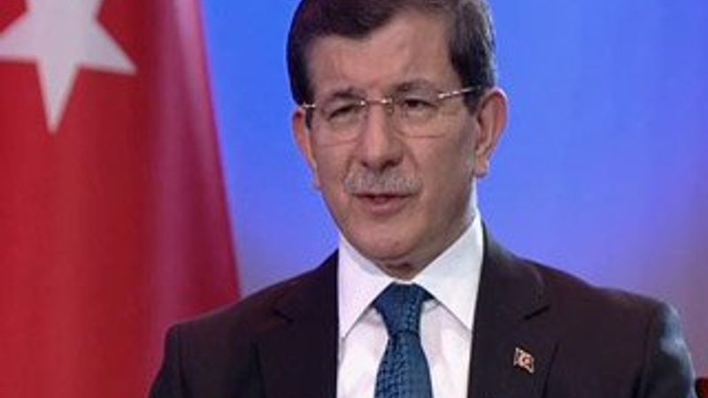 Davutoğlu: Kızımla ilgili yayın yapanlardan özür beklerim
