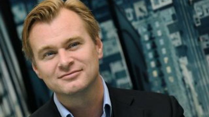 Bilimkurgu yönetmeni cep telefonu kullanmadığını açıkladı