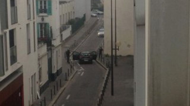 Paris'te saldırganlarla polis arasında kovalamaca