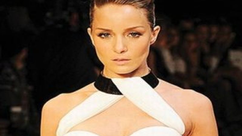 Bade Süalp tasarımcı olacak