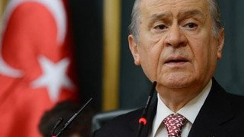 Devlet Bahçeli'den Paris katliamı mesajları