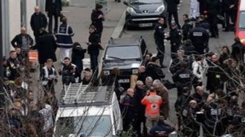 Fransa'da ibadethanelere saldırı