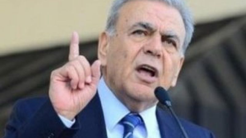 CHP'li İzmir Belediyesinden ağaç katliamı