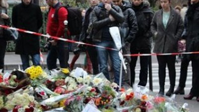 Paris'te Birlik ve Beraberlik Yürüyüşü
