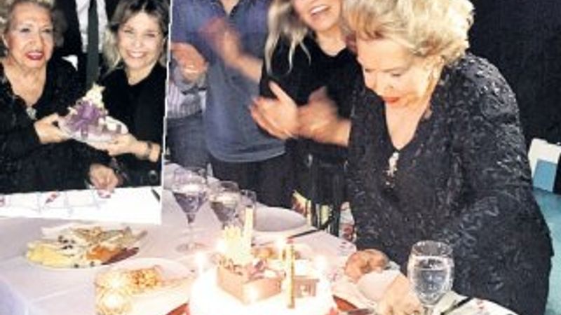 Semra Özal'ın doğum günü partisi