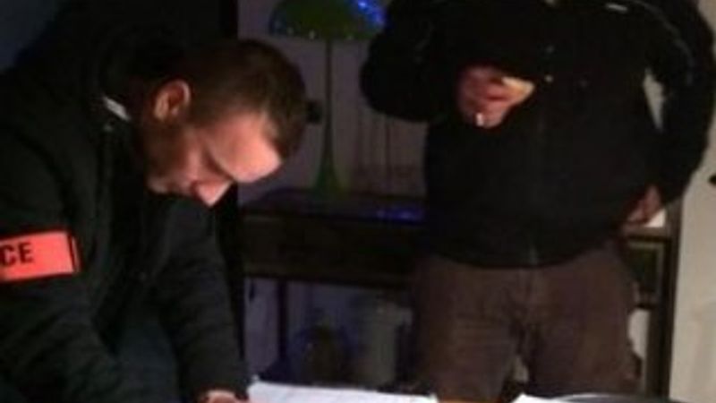 Fransız komedyen Dieudonne M'Bala gözaltına alındı